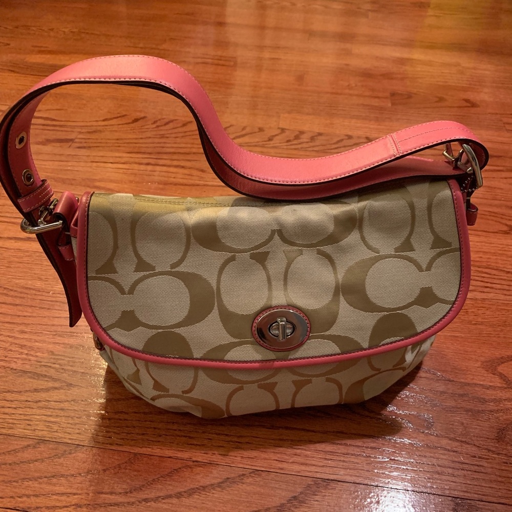 Coach Bag with Tan Pattern and Pink Trim